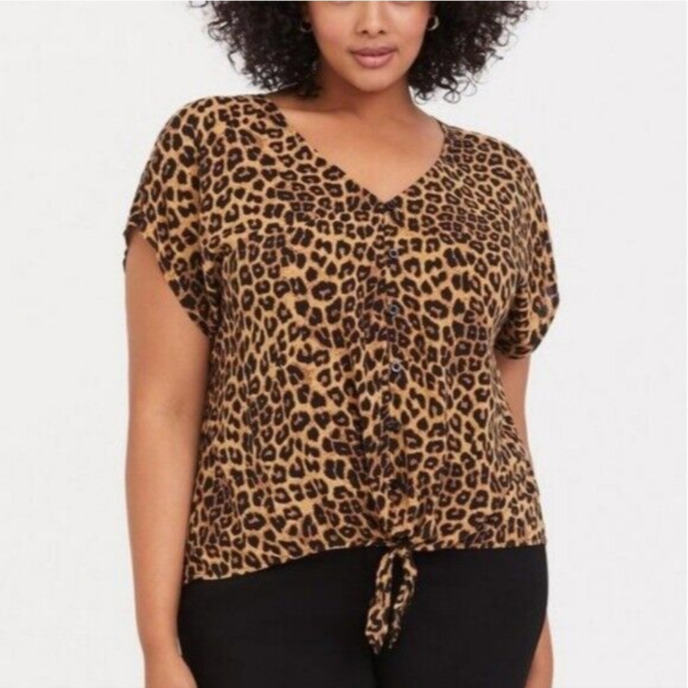 Torrid Leopard Challis Tie Front Top Womens Size 3XL Safari